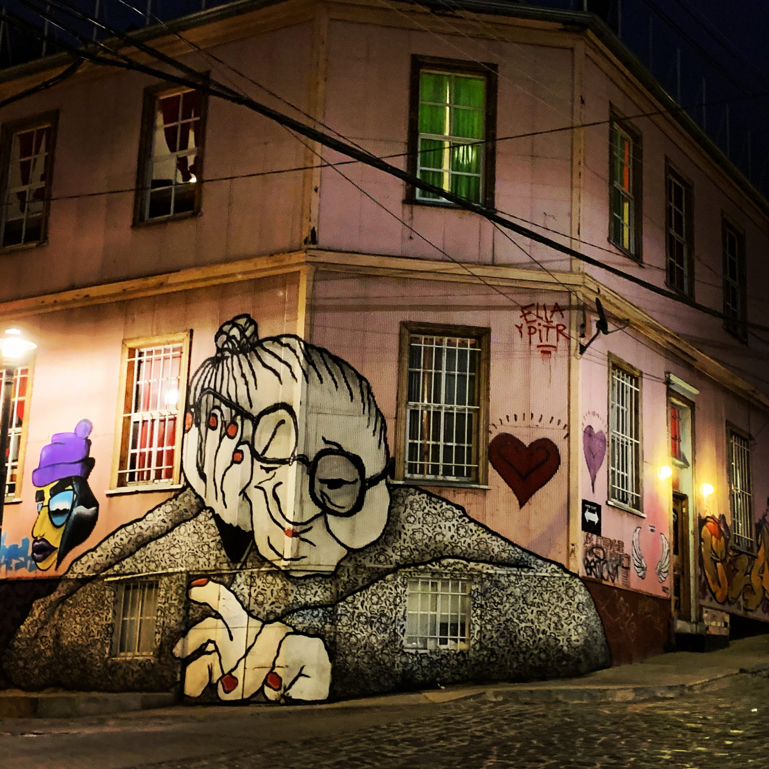 The painted wall, Valparaíso, Chile