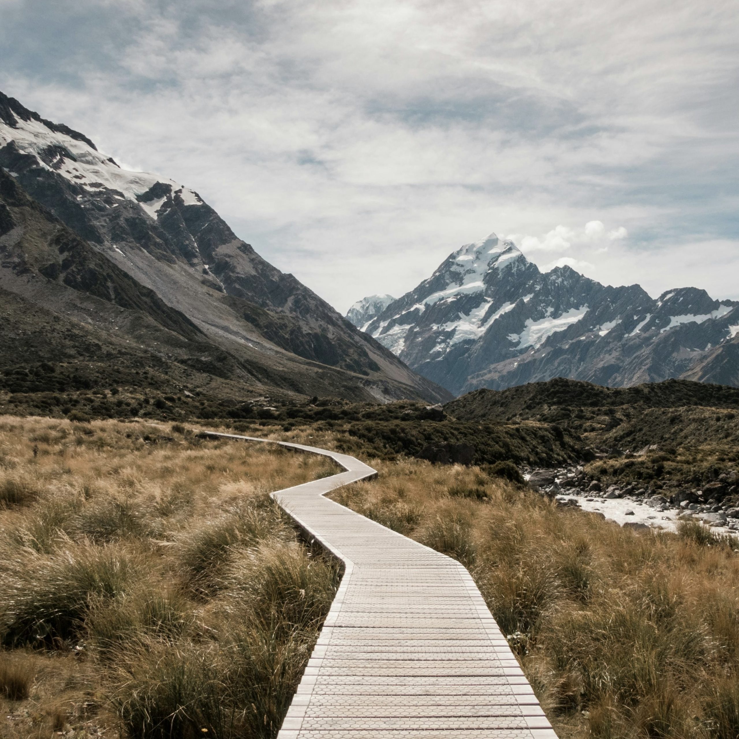 The boardwalk in the valley of Mount Cook, New Zealand